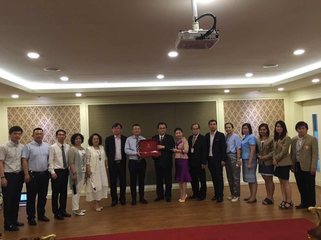 通化师范学院领导访问泰国博仁大学